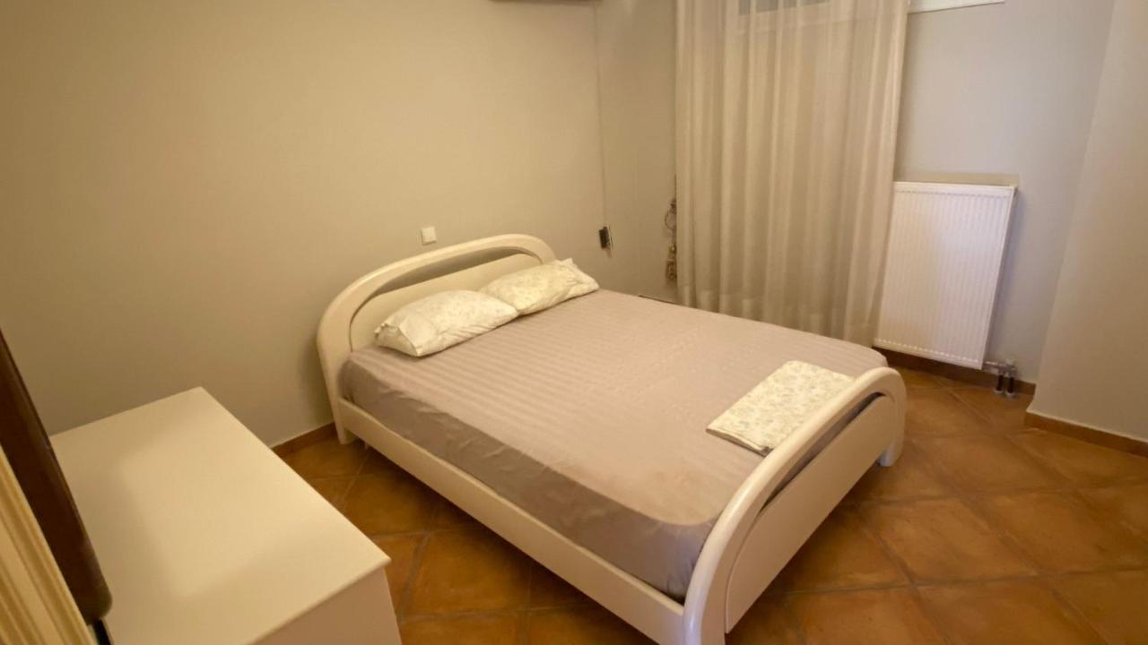 Seaside Family Apartment - Kalamata Faraí Exterior foto
