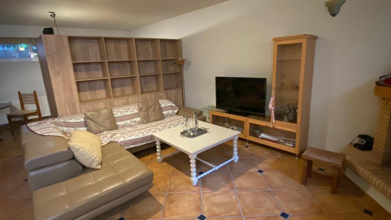 Seaside Family Apartment - Kalamata Faraí Exterior foto